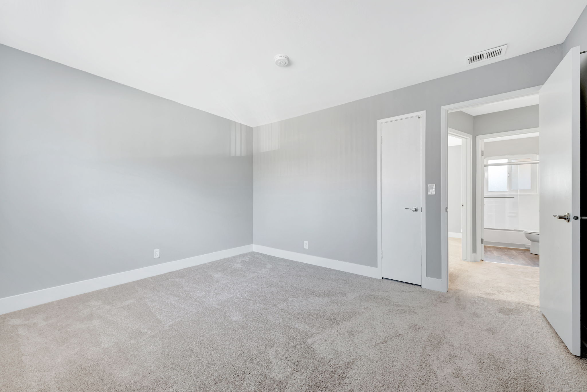 Sunnyvale Place Apartments photo 2
